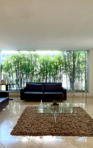 Apartamento à venda com 110m², 3 quartos e 1 vaga Apartamento à venda com 110m², 3 quartos e 1 vagaHall de entrada