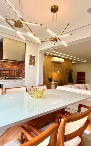 Apartamento à venda com 107m², 2 quartos e 2 vagas Apartamento à venda com 107m², 2 quartos e 2 vagasVaranda