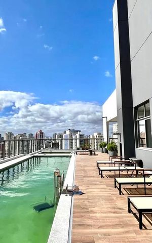 Apartamento à venda com 107m², 2 quartos e 2 vagas Apartamento à venda com 107m², 2 quartos e 2 vagasÁrea comum - Piscina