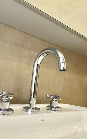 Apartamento à venda com 107m², 2 quartos e 2 vagas Apartamento à venda com 107m², 2 quartos e 2 vagasBanheiro 2 da Suíte 1