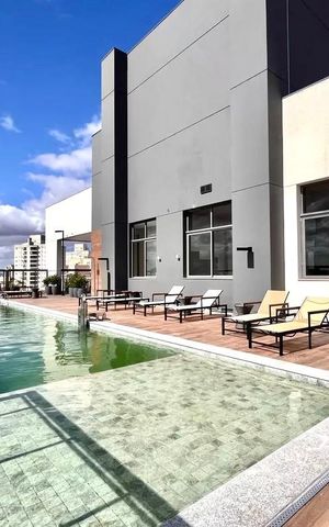 Apartamento à venda com 107m², 2 quartos e 2 vagas Apartamento à venda com 107m², 2 quartos e 2 vagasÁrea comum - Piscina