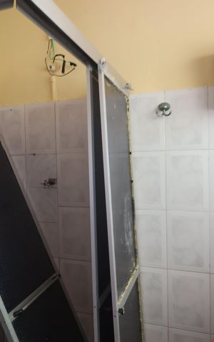 Casa à venda com 150m², 5 quartos e sem vagaBanheiro Casa 2