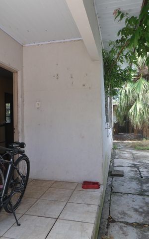 Casa à venda com 150m², 5 quartos e sem vagaÁrea externa