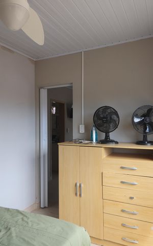 Casa à venda com 150m², 5 quartos e sem vagaQuarto 1