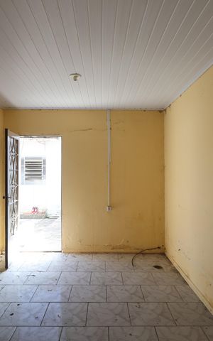 Casa à venda com 150m², 5 quartos e sem vagaSala casa 2