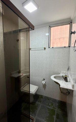 Apartamento à venda com 47m², 2 quartos e 1 vaga Apartamento à venda com 47m², 2 quartos e 1 vagaBanheiro 1