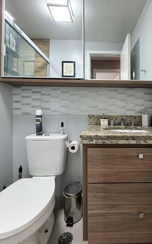 Apartamento à venda com 52m², 2 quartos e 1 vagaBanheiro Social