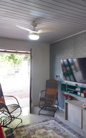 Casa à venda com 98m², 2 quartos e 1 vagaSala