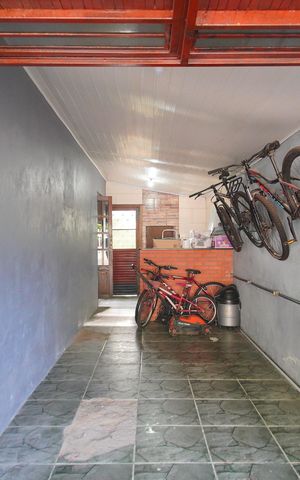 Casa à venda com 98m², 2 quartos e 1 vagaGaragem