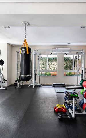 Apartamento à venda com 100m², 2 quartos e 2 vagasAcademia