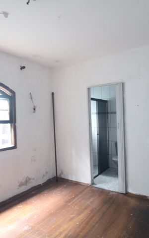 Casa à venda com 125m², 5 quartos e 2 vagasSuíte