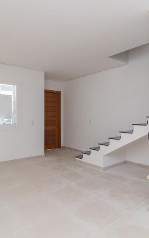 Casa à venda com 125m², 3 quartos e 1 vaga Casa à venda com 125m², 3 quartos e 1 vagaSala