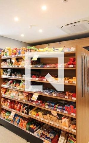 Studio à venda com 27m², 1 quarto e sem vaga Studio à venda com 27m², 1 quarto e sem vagaÁrea comum