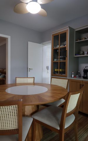 Apartamento à venda com 246m², 4 quartos e 4 vagasSala de almoço