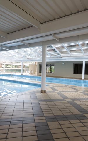 Apartamento à venda com 246m², 4 quartos e 4 vagasPiscina Coberta