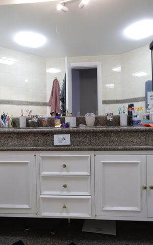 Apartamento à venda com 246m², 4 quartos e 4 vagasBanheiro da Suíte 1