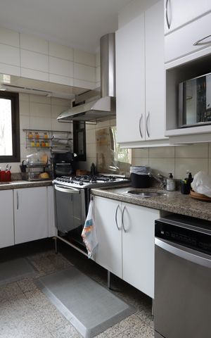 Apartamento à venda com 246m², 4 quartos e 4 vagasCozinha