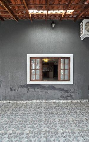 Casa à venda com 110m², 3 quartos e 3 vagas Casa à venda com 110m², 3 quartos e 3 vagasGaragem