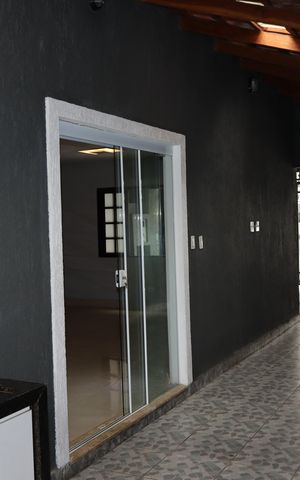 Casa à venda com 110m², 3 quartos e 3 vagasQuintal 
