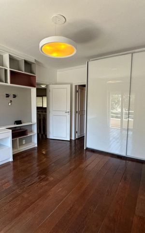 Casa de condomínio à venda com 565m², 4 quartos e 3 vagasSuíte 1