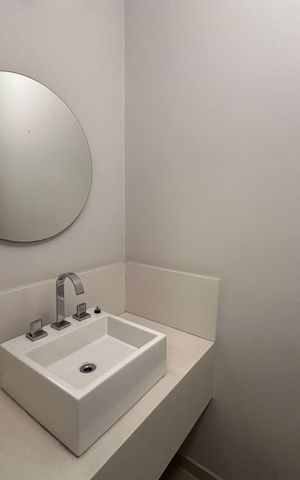 Casa de condomínio à venda com 565m², 4 quartos e 3 vagasLavabo