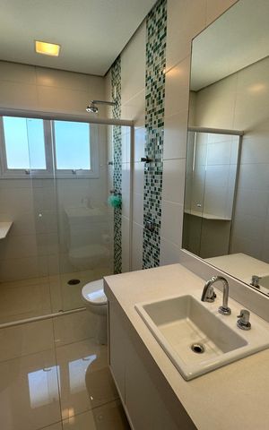 Casa de condomínio à venda com 565m², 4 quartos e 3 vagasBanheiro da Suíte 3
