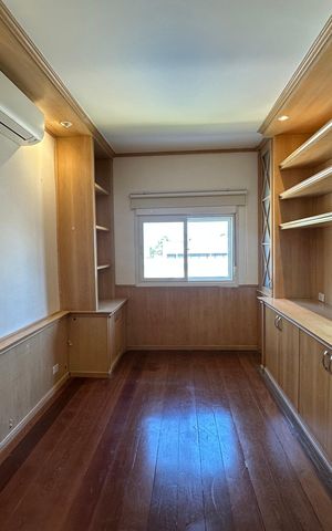 Casa de condomínio à venda com 565m², 4 quartos e 3 vagasSuíte 3