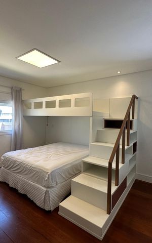 Casa de condomínio à venda com 565m², 4 quartos e 3 vagasSuíte 4