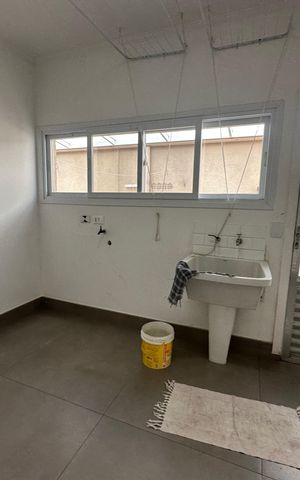 Casa de condomínio à venda com 565m², 4 quartos e 3 vagasÁrea de Serviço