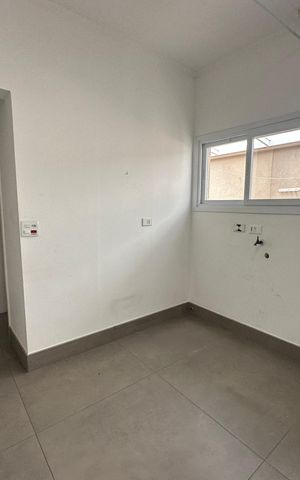 Casa de condomínio à venda com 565m², 4 quartos e 3 vagasÁrea de Serviço