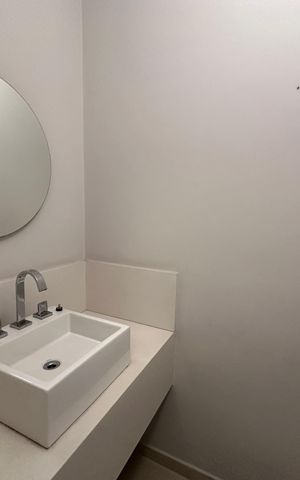 Casa de condomínio à venda com 565m², 4 quartos e 3 vagasLavabo