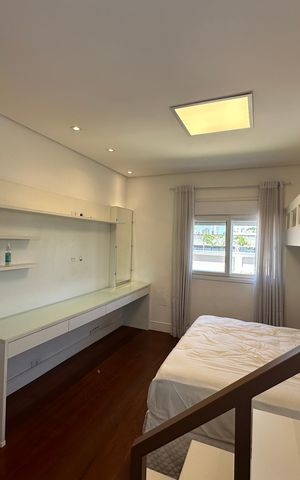 Casa de condomínio à venda com 565m², 4 quartos e 3 vagasSuíte 4