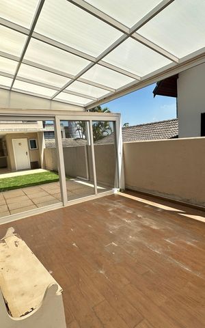 Casa de condomínio à venda com 565m², 4 quartos e 3 vagasVaranda da Sala