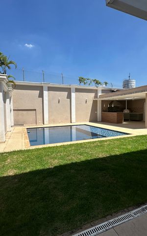 Casa de condomínio à venda com 565m², 4 quartos e 3 vagasÁrea comum