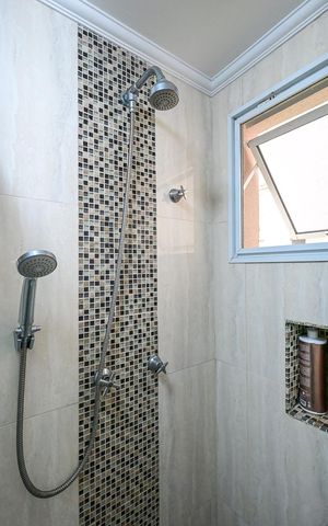 Apartamento à venda com 50m², 2 quartos e 1 vagaChuveiro do Banheiro 