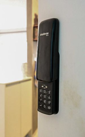 Apartamento à venda com 50m², 2 quartos e 1 vagaFechadura Eletrônica