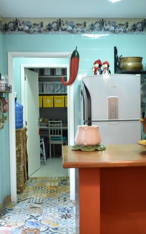 Casa para alugar com 342m², 8 quartos e 2 vagasCozinha
