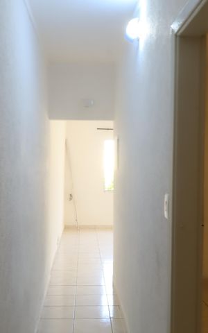 Casa à venda com 60m², 1 quarto e 2 vagasCorredor