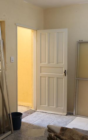 Casa à venda com 60m², 1 quarto e 2 vagasQuarto de Serviço