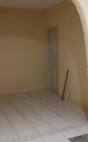 Casa à venda com 60m², 1 quarto e 2 vagasQuarto de Serviço