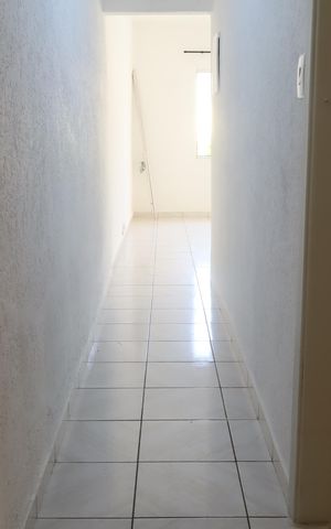 Casa à venda com 60m², 1 quarto e 2 vagasCorredor