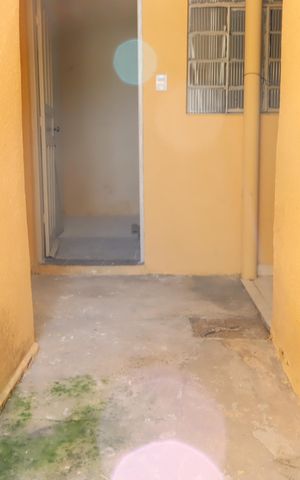 Casa à venda com 60m², 1 quarto e 2 vagasAcesso Área de serviço