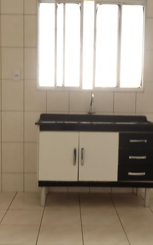 Casa à venda com 60m², 1 quarto e 2 vagasCozinha