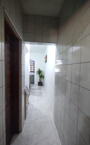 Casa à venda com 174m², 3 quartos e 2 vagasCorredor