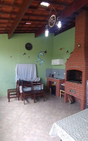 Casa à venda com 174m², 3 quartos e 2 vagasÁrea externa