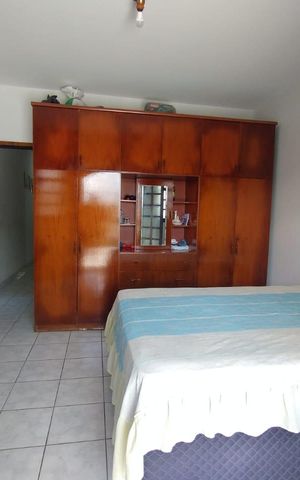 Casa à venda com 174m², 3 quartos e 2 vagasQuarto
