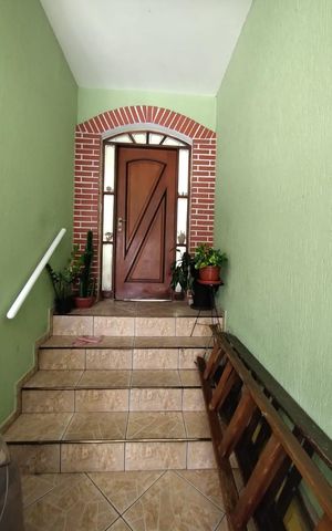 Casa à venda com 174m², 3 quartos e 2 vagasÁrea externa