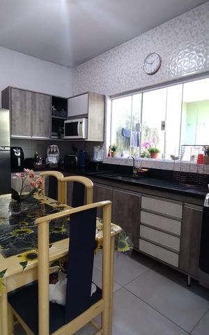 Casa à venda com 174m², 3 quartos e 2 vagasCozinha