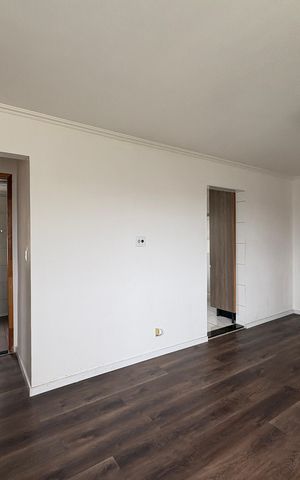 Apartamento à venda com 51m², 2 quartos e 1 vaga Apartamento à venda com 51m², 2 quartos e 1 vagaSala