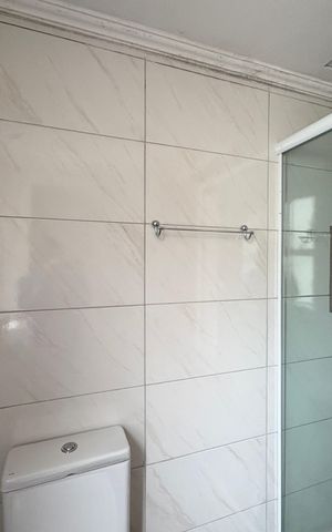 Apartamento à venda com 51m², 2 quartos e 1 vaga Apartamento à venda com 51m², 2 quartos e 1 vagaBanheiro